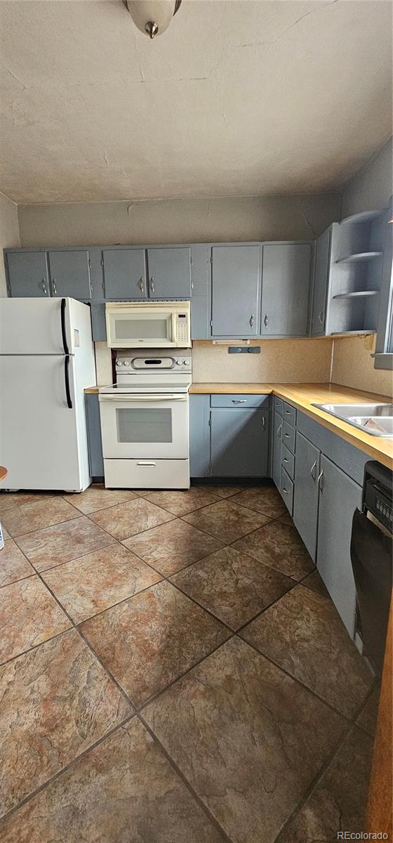 31506 County Road 22 Vona CO 80861