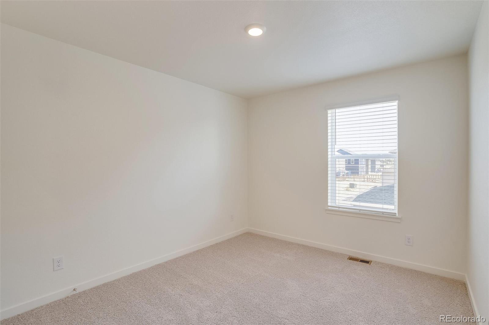 43168 Ganton Club Street Elizabeth CO 80107
