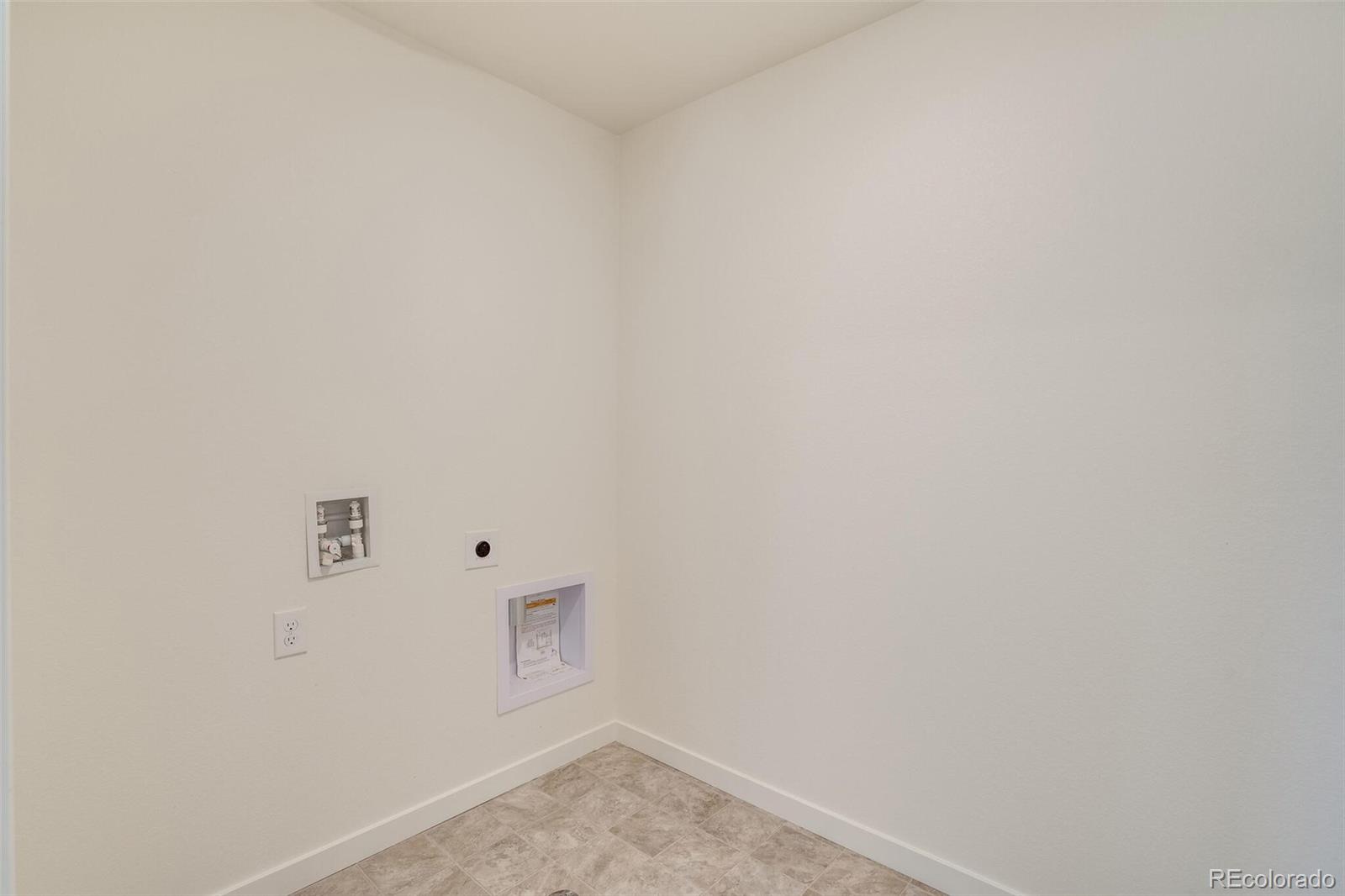 43168 Ganton Club Street Elizabeth CO 80107