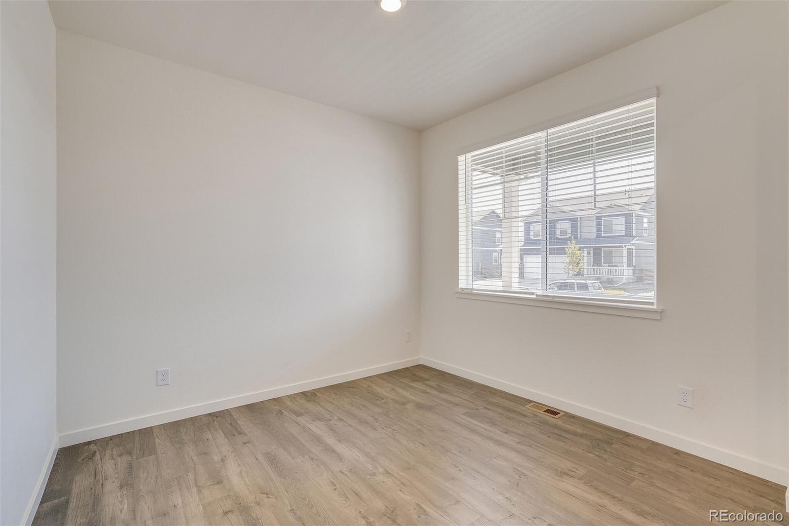 43168 Ganton Club Street Elizabeth CO 80107