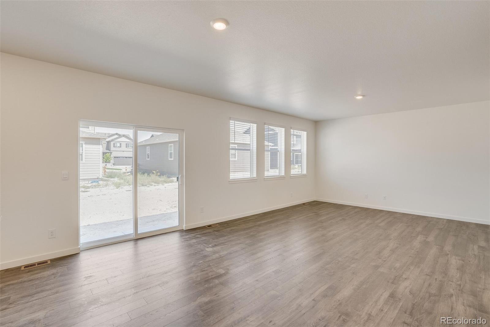 43168 Ganton Club Street Elizabeth CO 80107