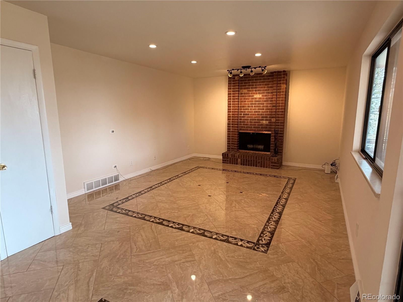 8654 E Eastman Avenue Denver CO 80231