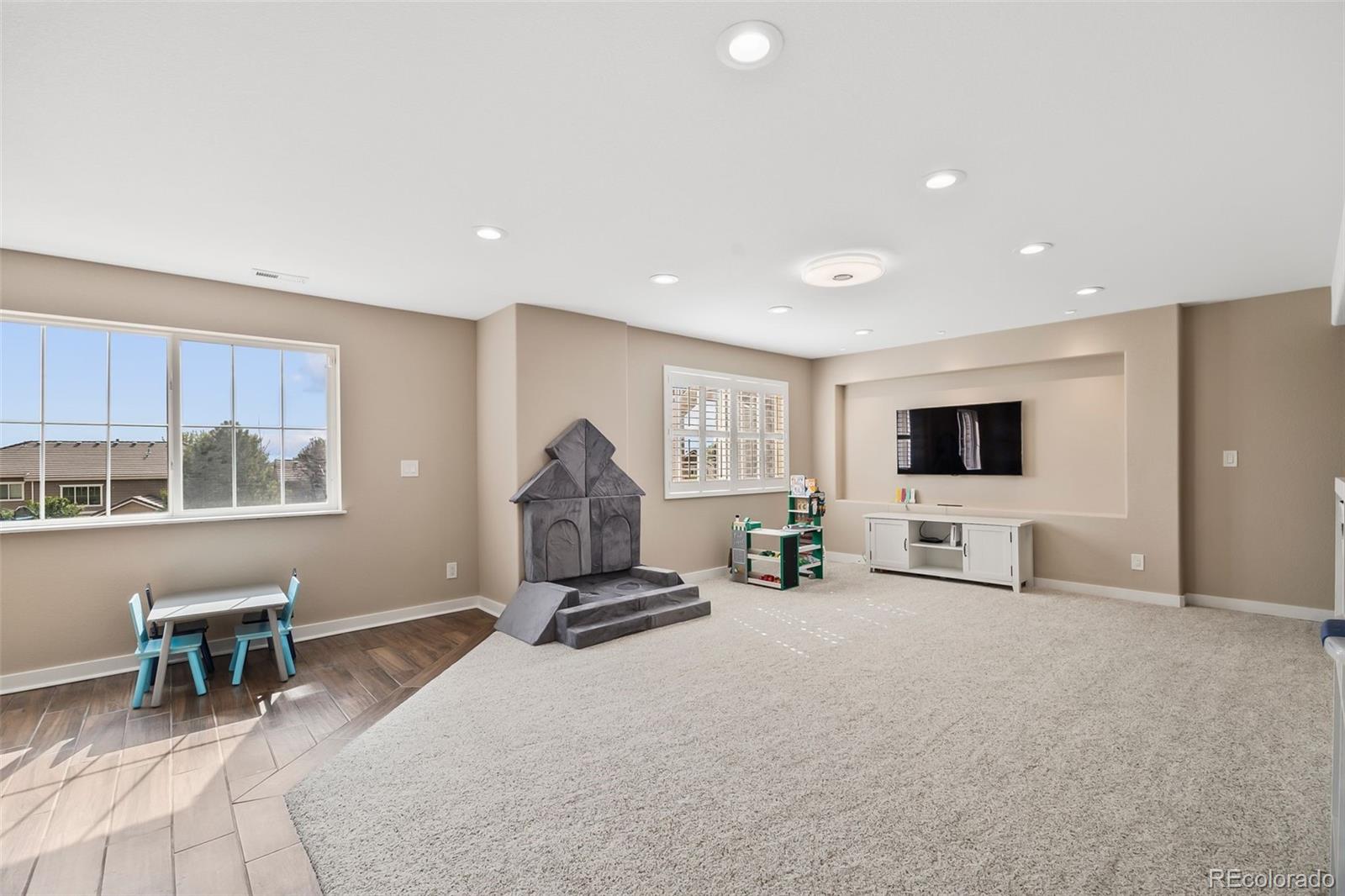 6885 S Buchanan Court Aurora CO 80016