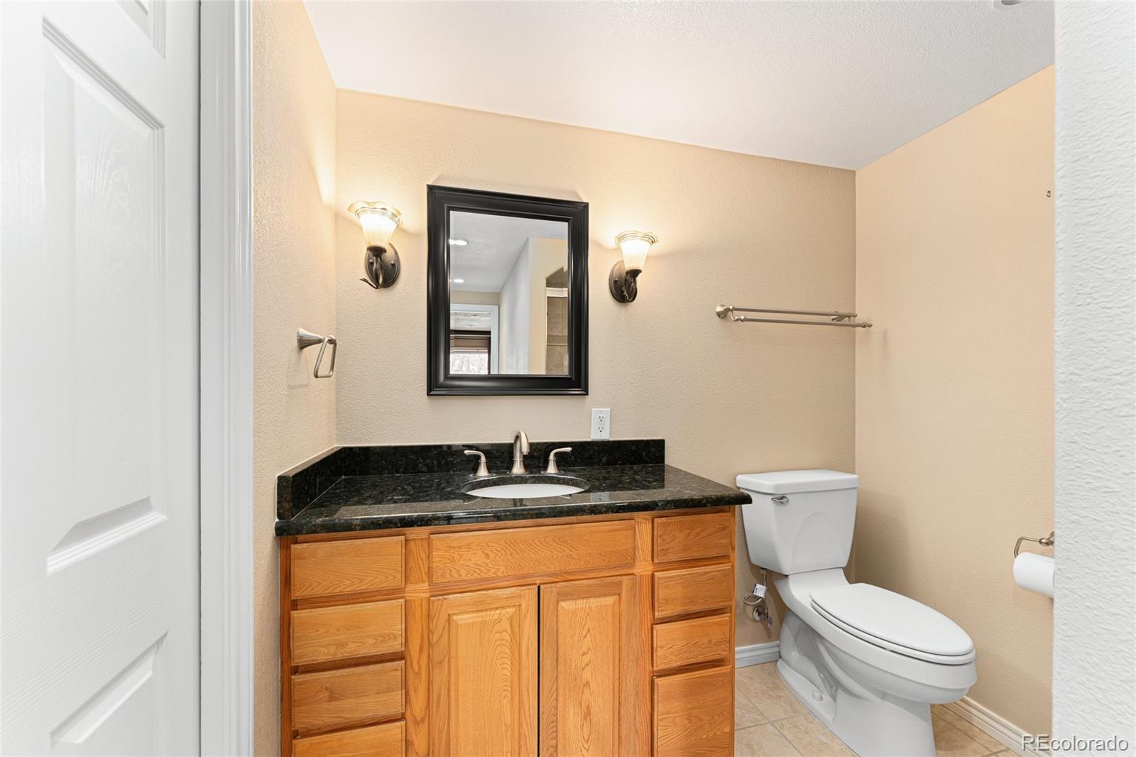 5566 S Lewiston Street Centennial CO 80015