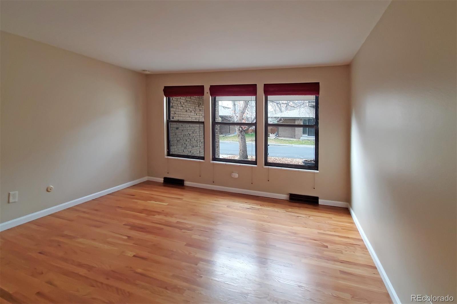 8542 W 10th Avenue Lakewood CO 80215