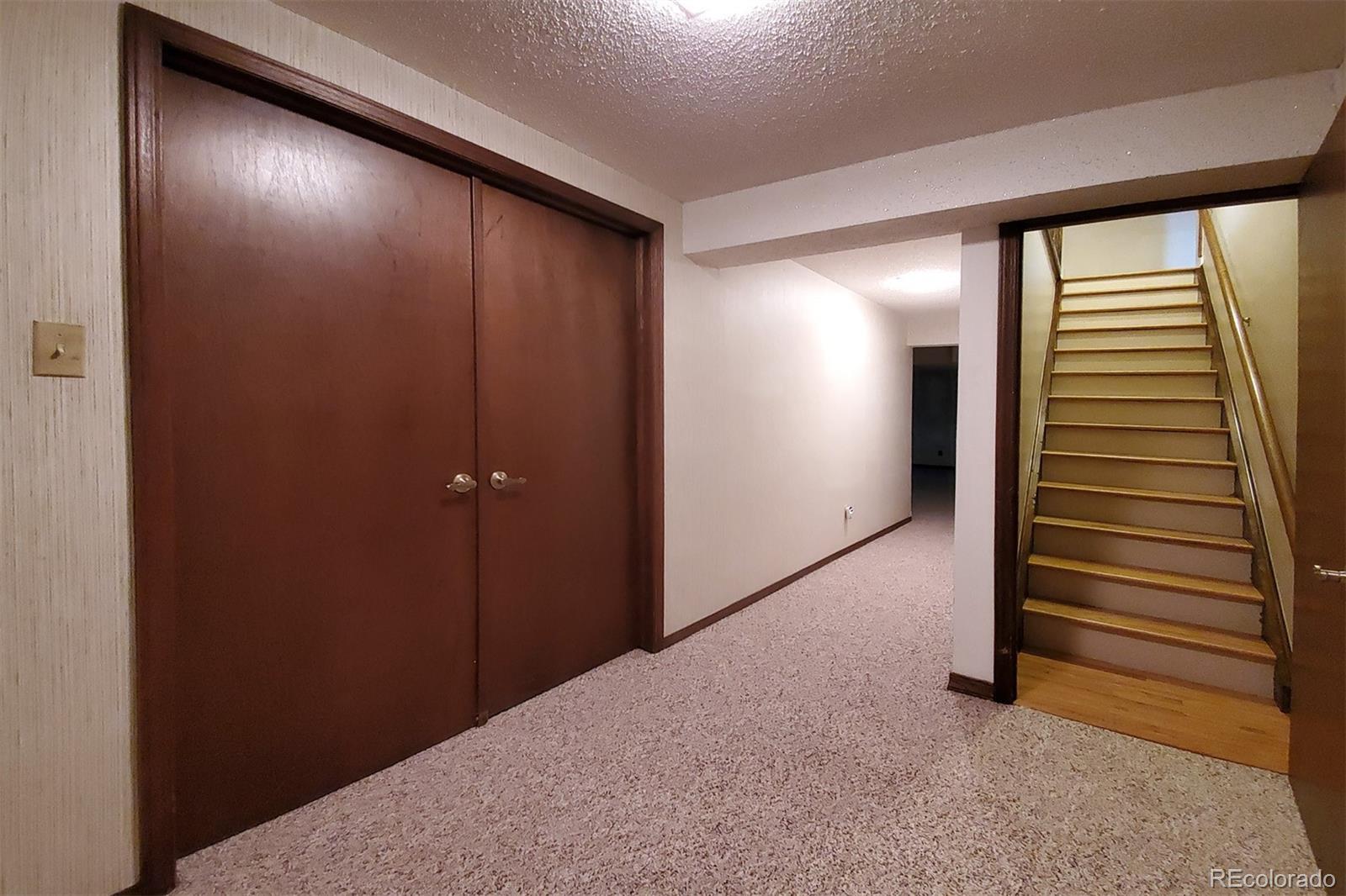 8542 W 10th Avenue Lakewood CO 80215