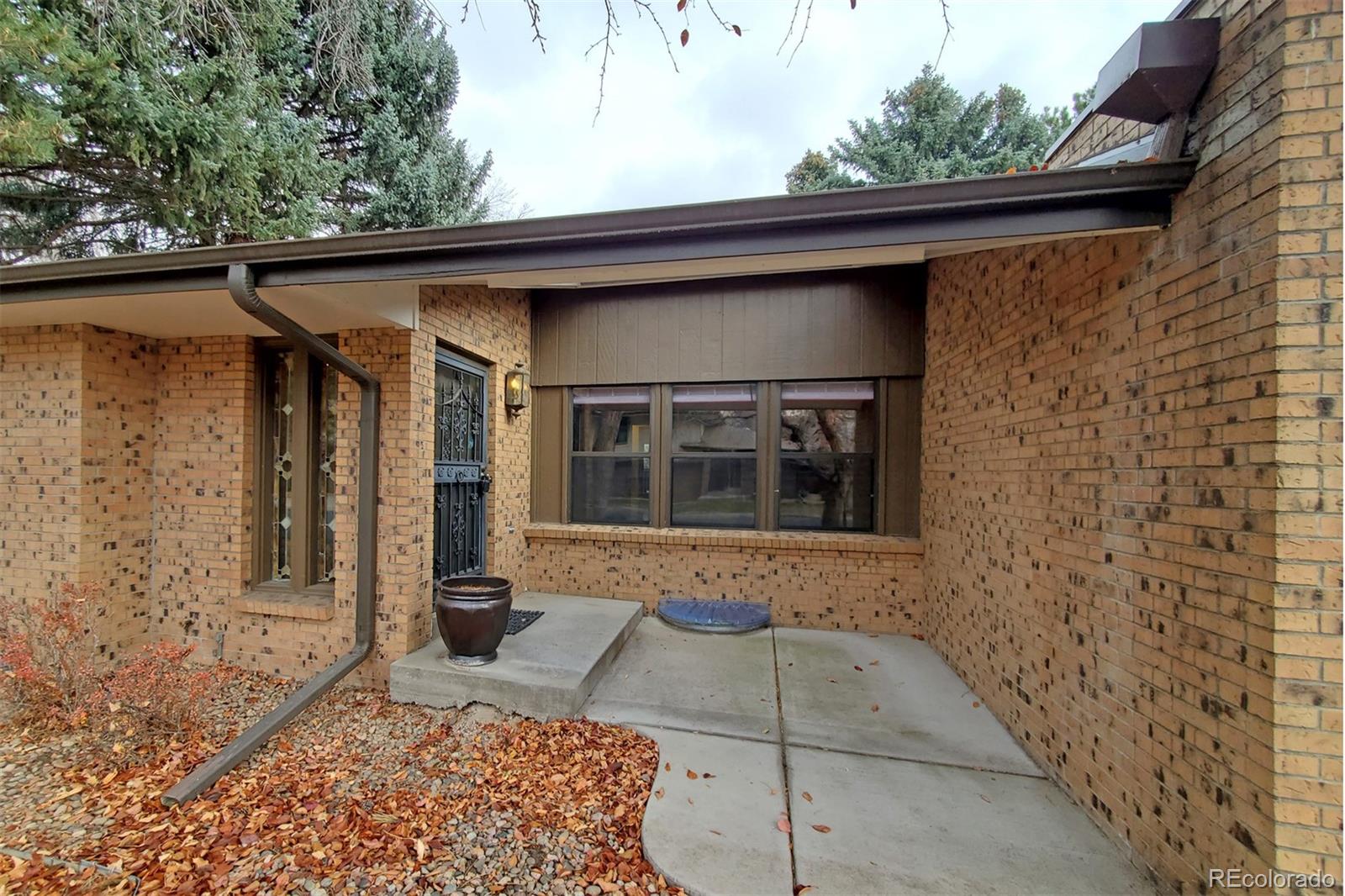 8542 W 10th Avenue Lakewood CO 80215