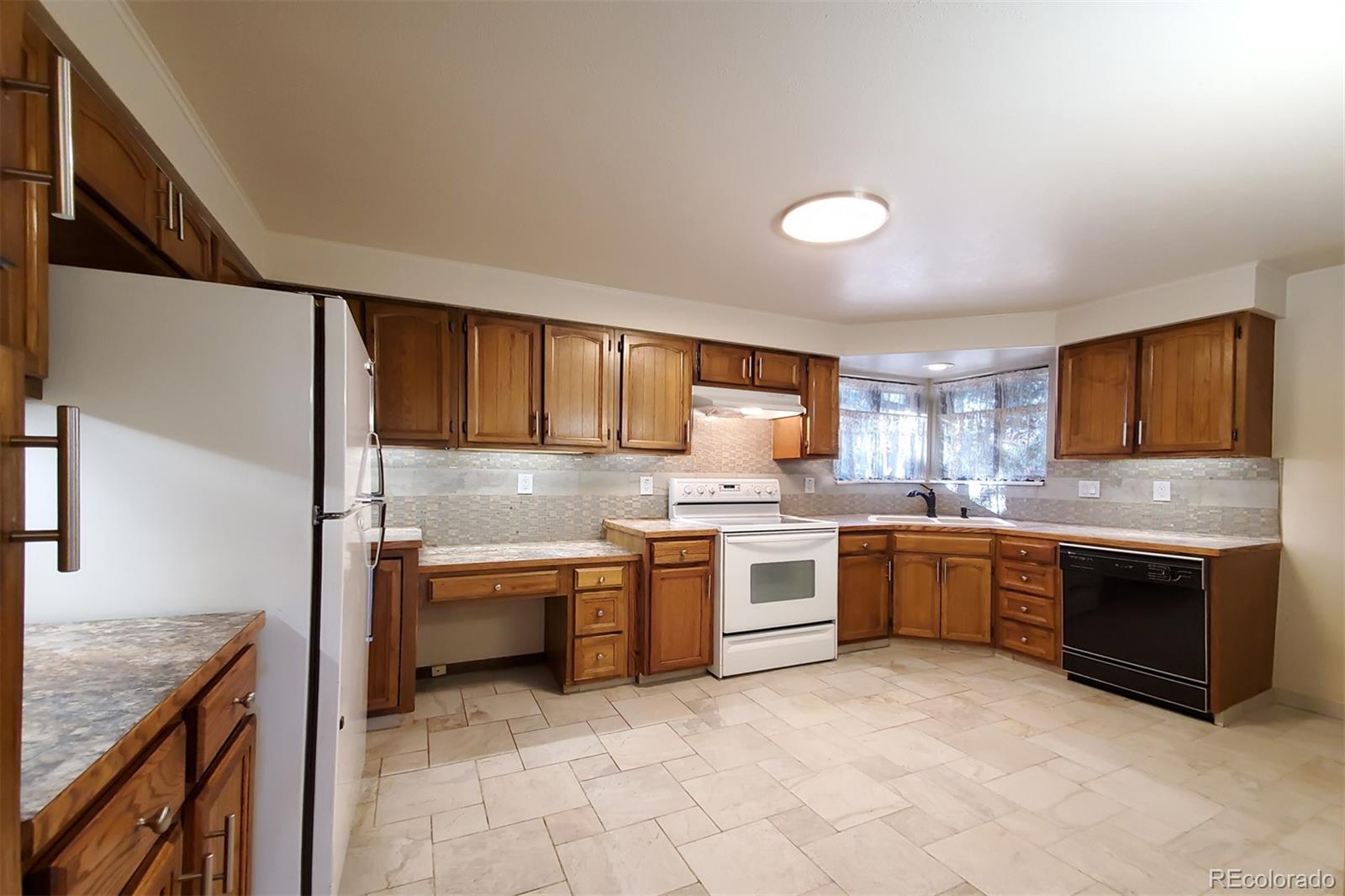 8542 W 10th Avenue Lakewood CO 80215