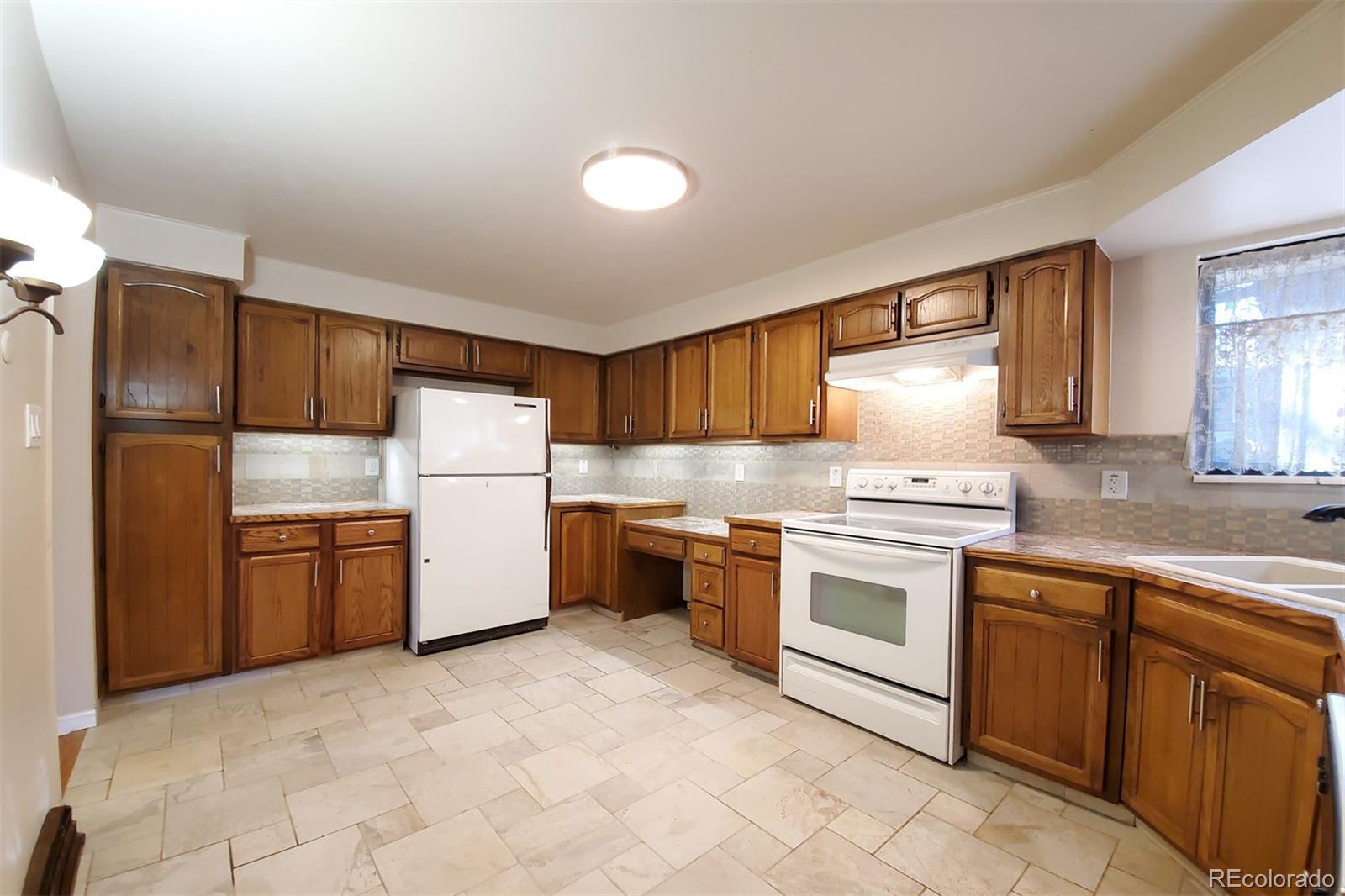 8542 W 10th Avenue Lakewood CO 80215