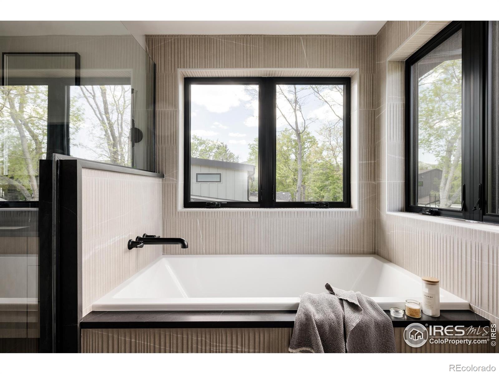 2595 Glenwood Drive Boulder CO 80304
