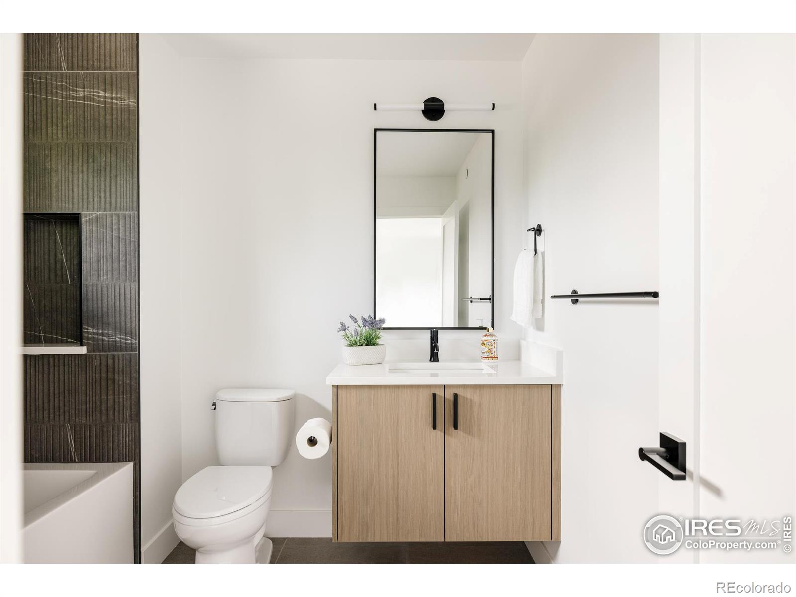 2595 Glenwood Drive Boulder CO 80304