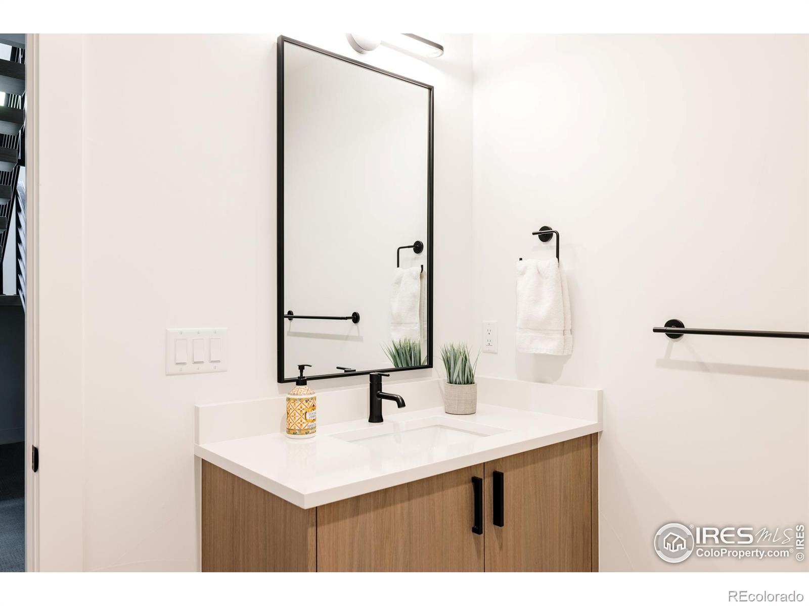 2595 Glenwood Drive Boulder CO 80304