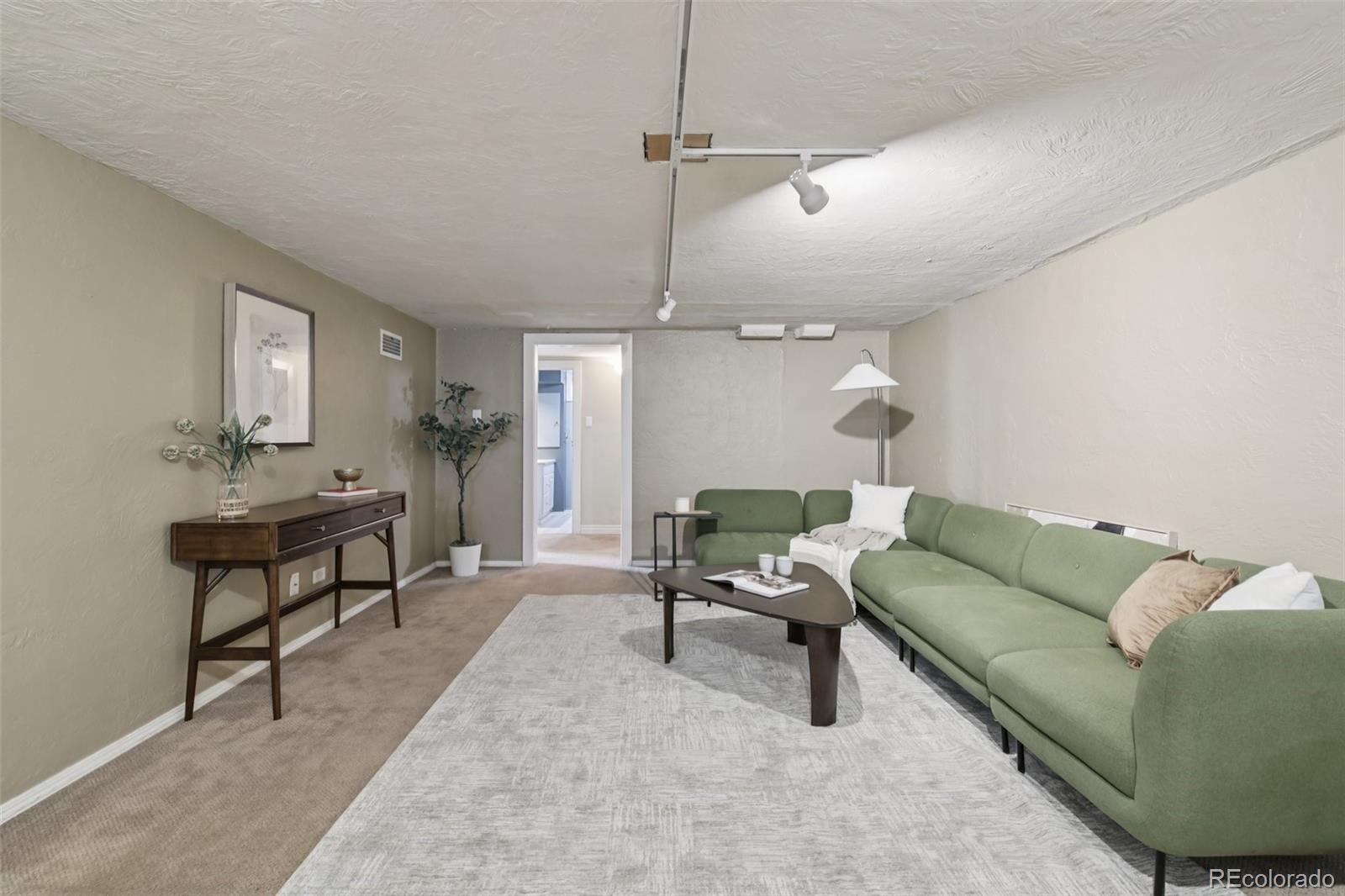 1325 N Monaco Parkway Denver CO 80220