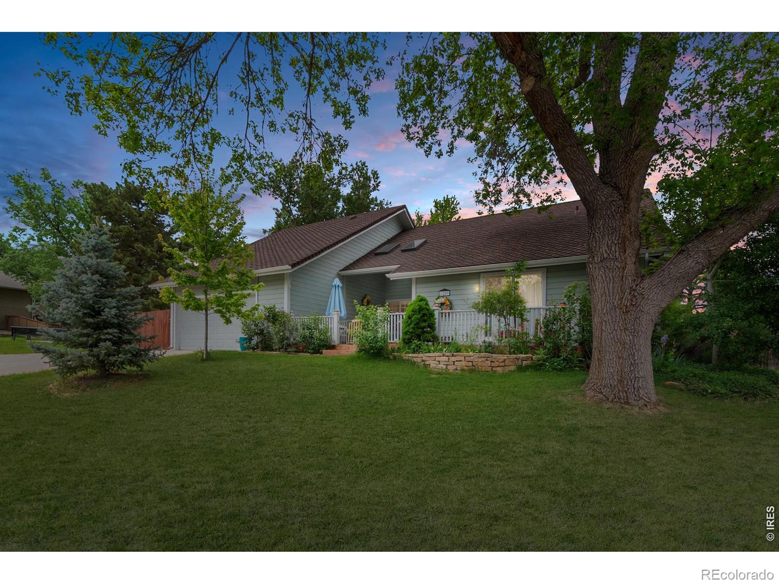 8200 S Locust Way Centennial CO 80112