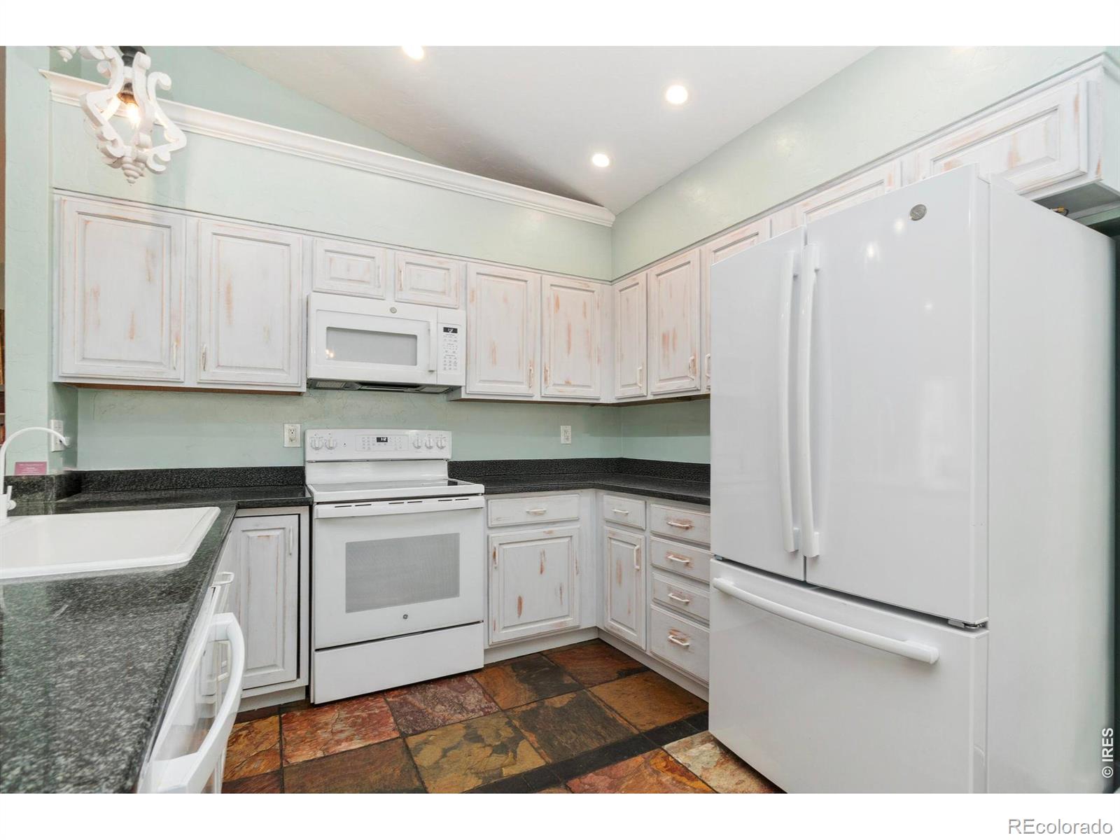 8200 S Locust Way Centennial CO 80112