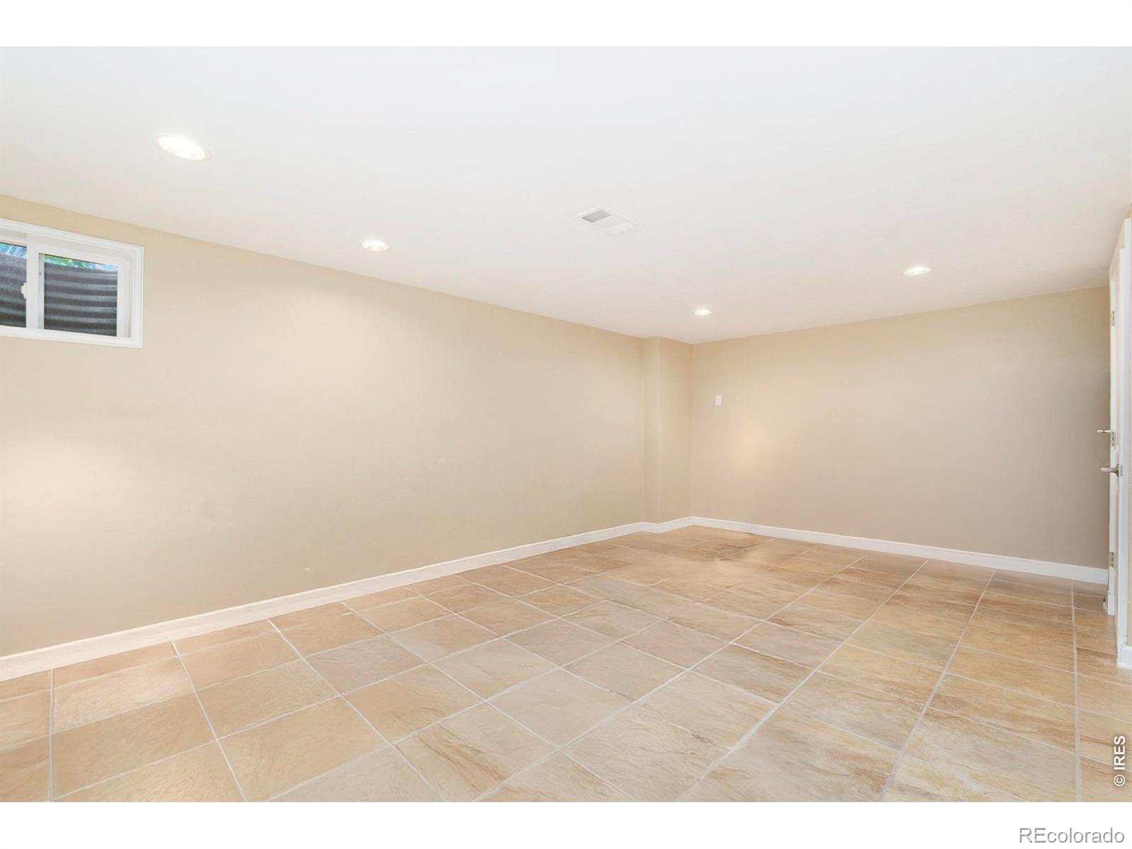 8200 S Locust Way Centennial CO 80112