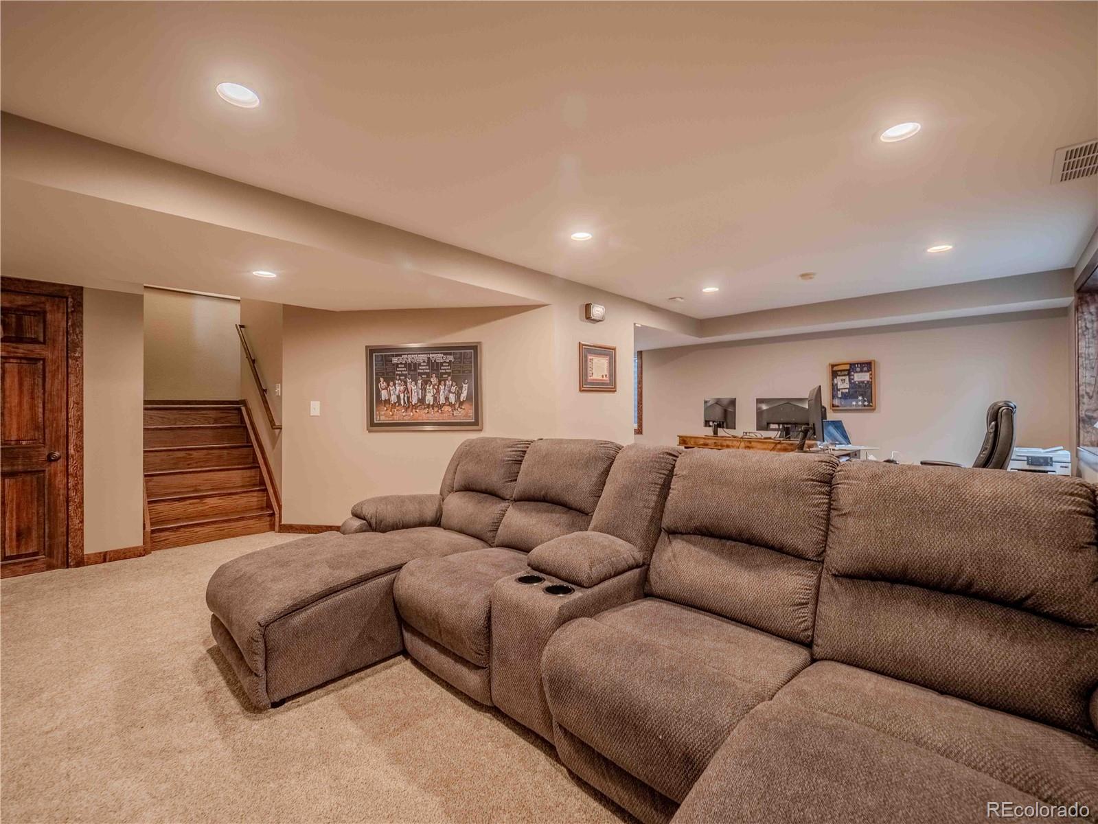 10071 Silver Maple Circle Highlands Ranch CO 80129