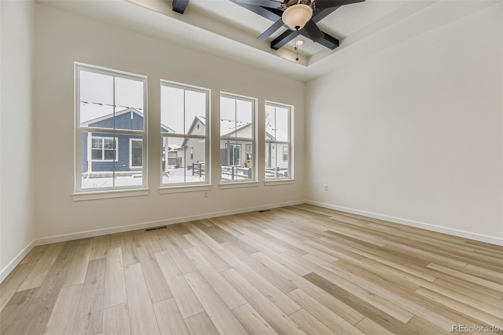 8902 S Riviera Way Aurora CO 80016