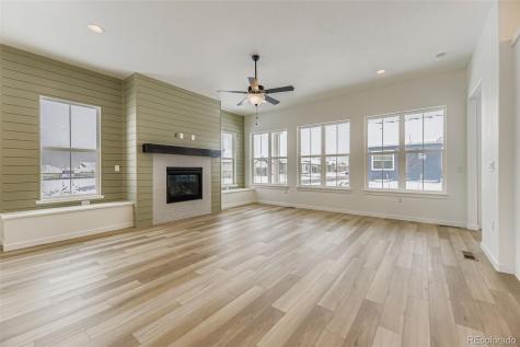 8902 S Riviera Way Aurora CO 80016