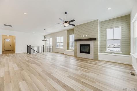 8902 S Riviera Way Aurora CO 80016