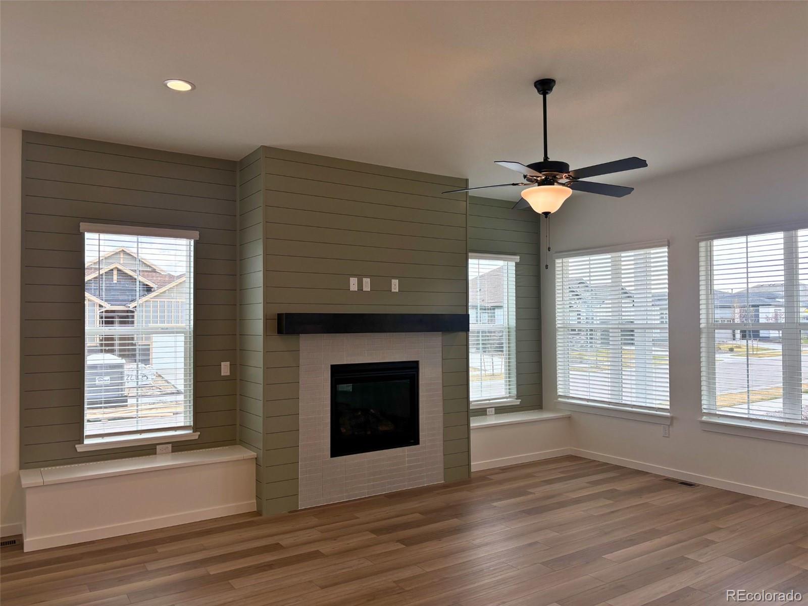 8902 S Riviera Way Aurora CO 80016
