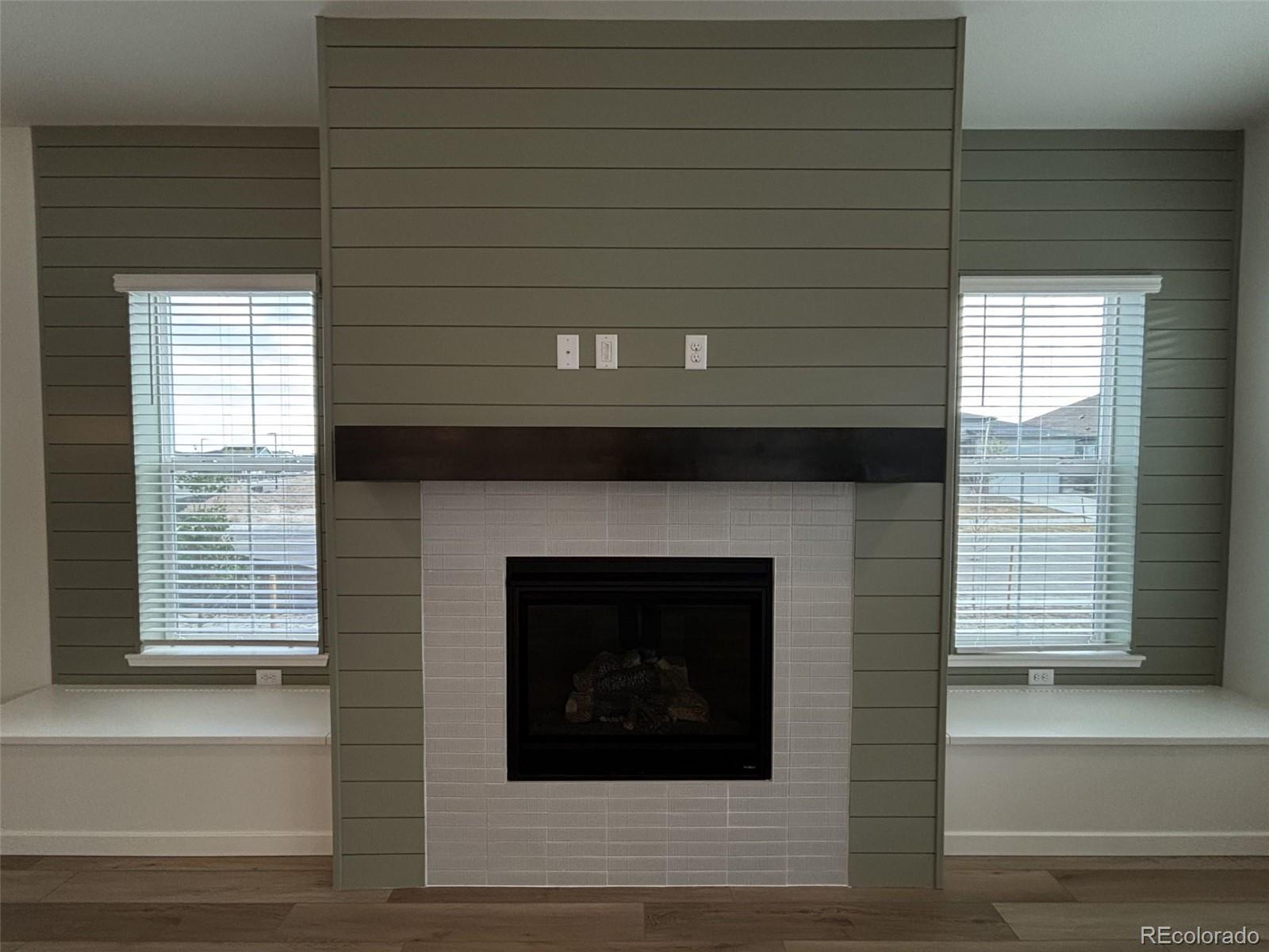 8902 S Riviera Way Aurora CO 80016