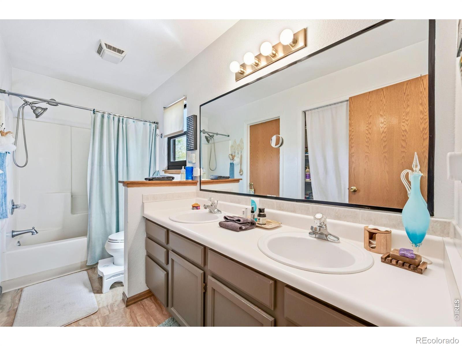 656 Torrey Pines Lane Johnstown CO 80534