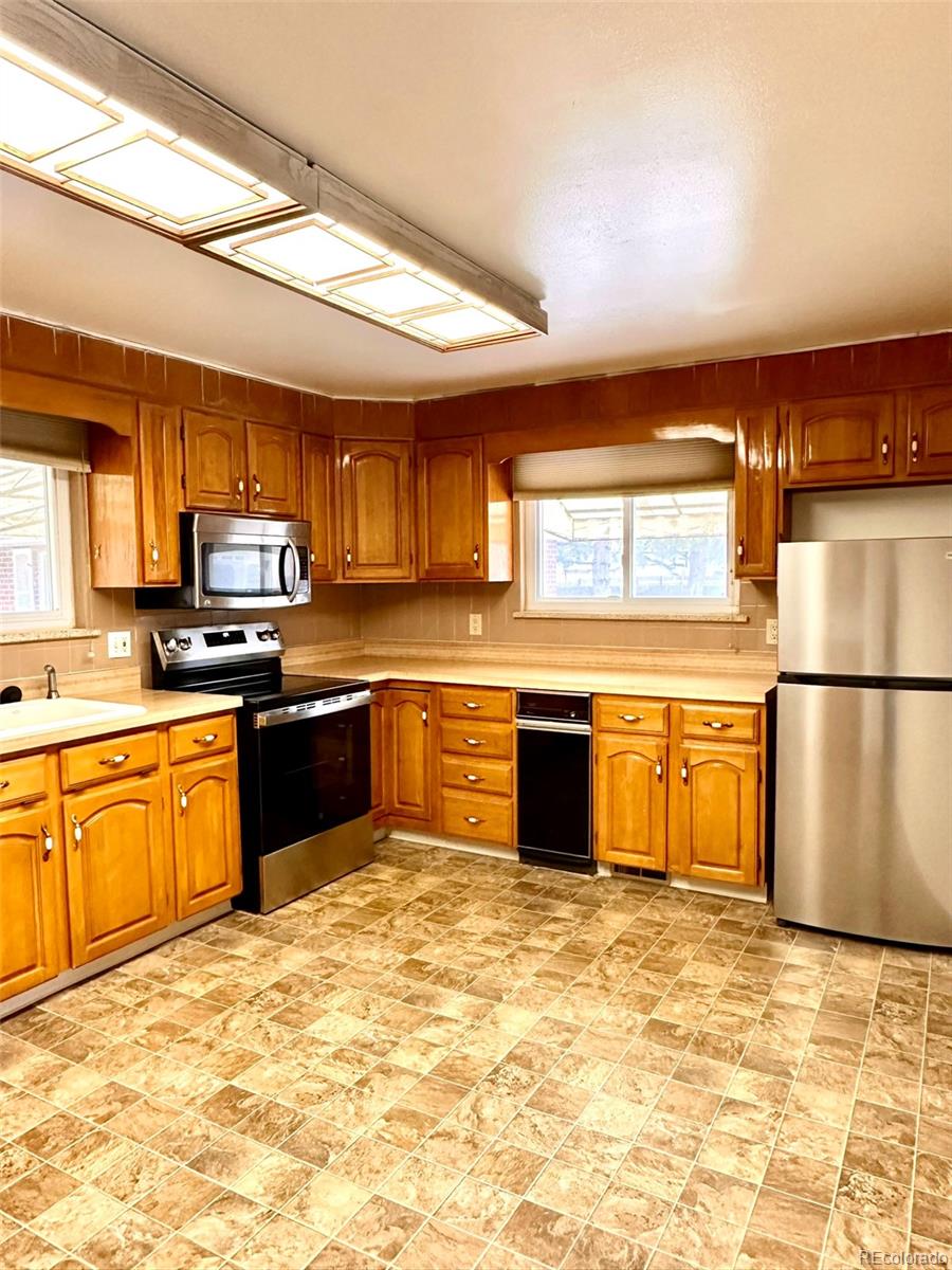 1293 S Marshall Court Lakewood CO 80232