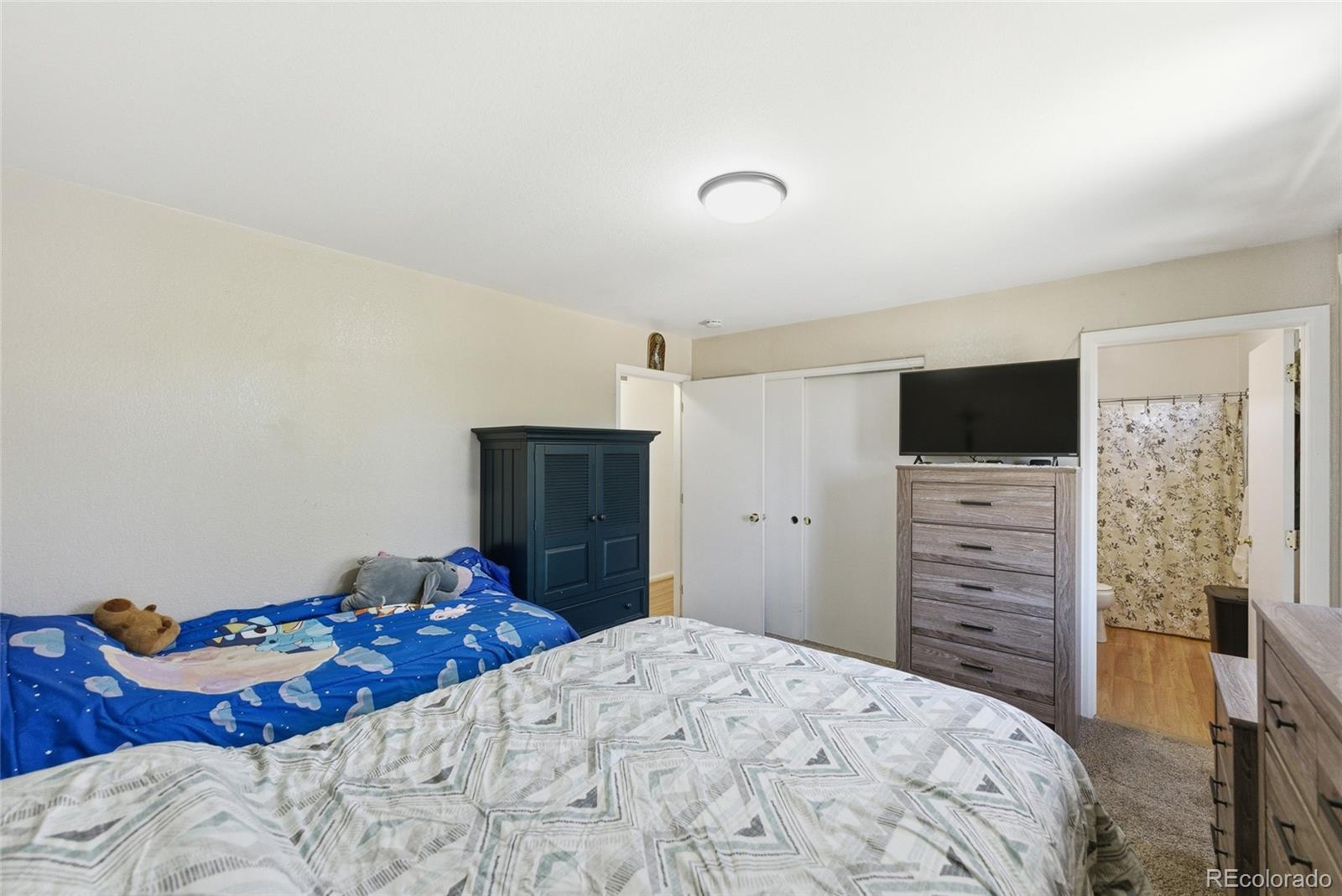 4993 Jasper Court Denver CO 80239