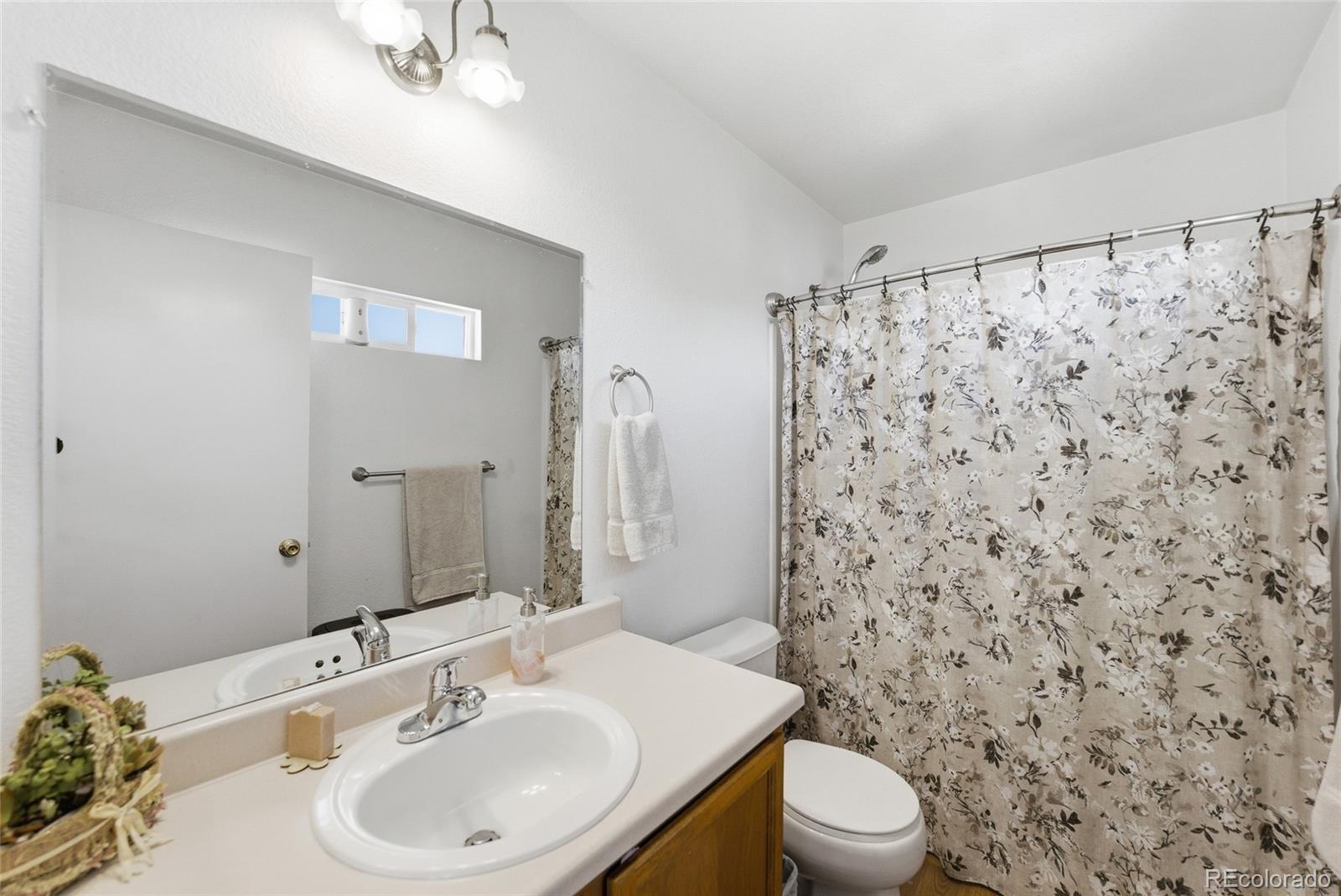 4993 Jasper Court Denver CO 80239