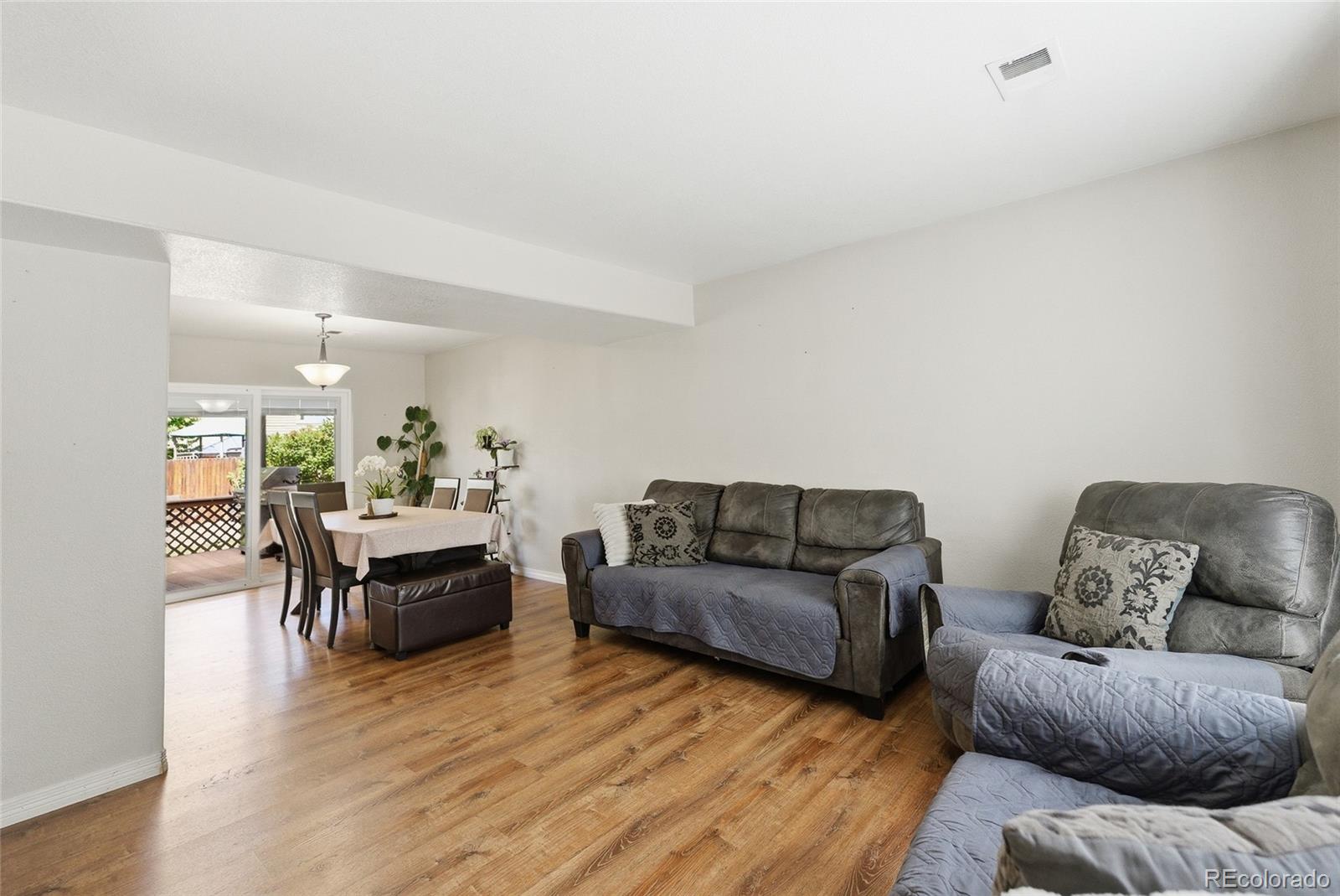 4993 Jasper Court Denver CO 80239