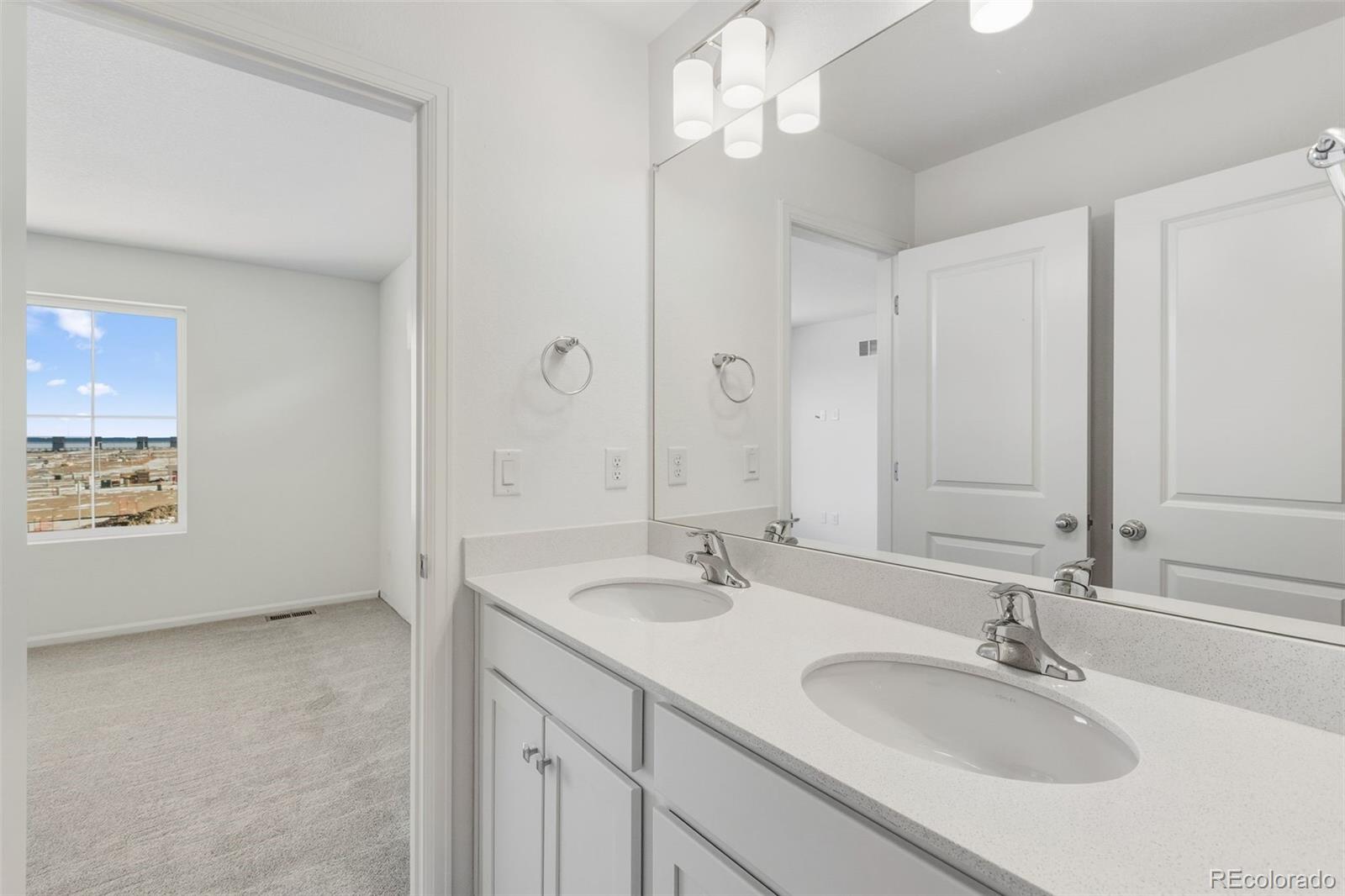 5313 N Elk Street Aurora CO 80019