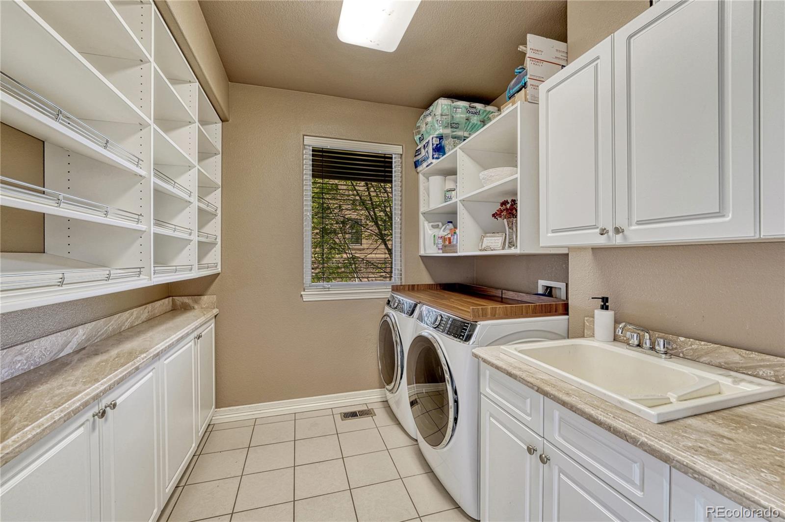 9130 S Lost Hill Drive Lone Tree CO 80124