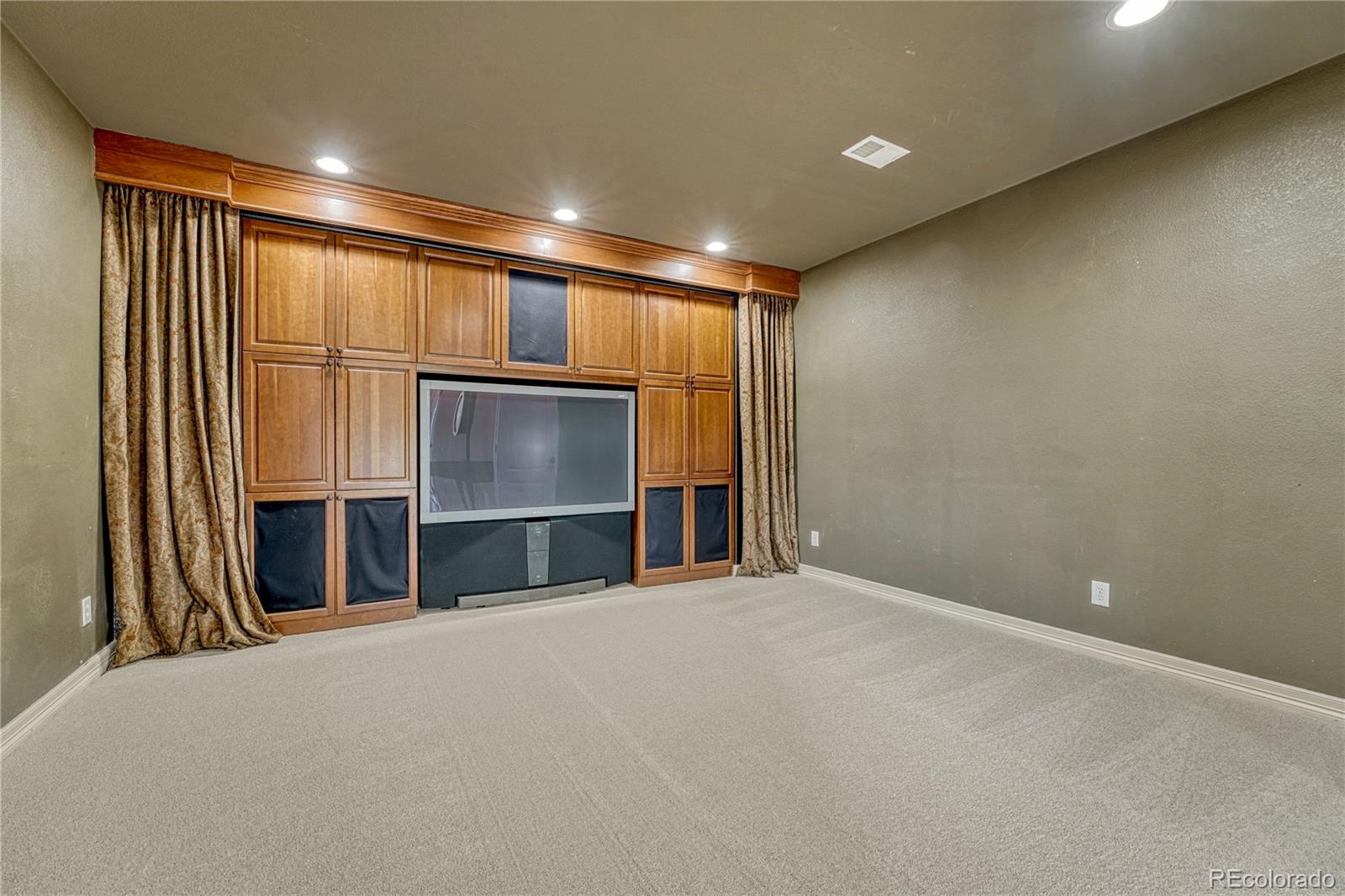 9130 S Lost Hill Drive Lone Tree CO 80124
