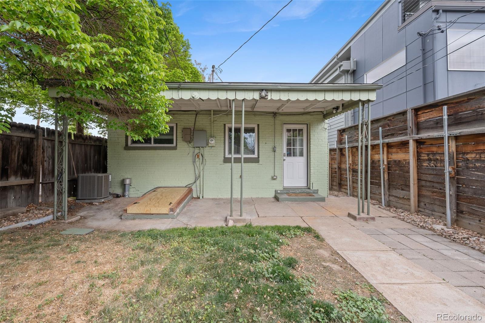 3737 Lipan Street Denver CO 80211