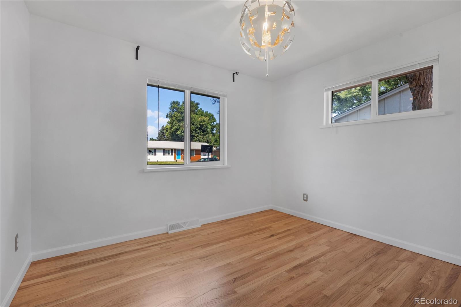 936 S Jersey Street Denver CO 80224