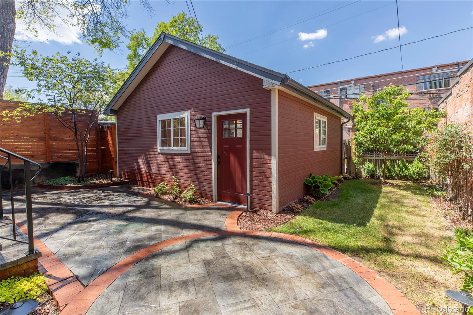 1361 Elizabeth Street Denver CO 80206