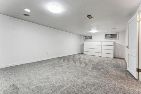 2341 Macon Street Aurora CO 80010