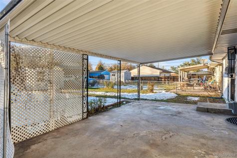 2341 Macon Street Aurora CO 80010