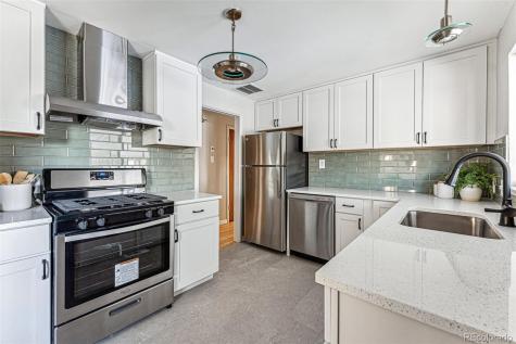 2341 Macon Street Aurora CO 80010