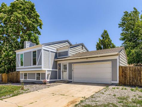 1956 Cathay Street Aurora CO 80011