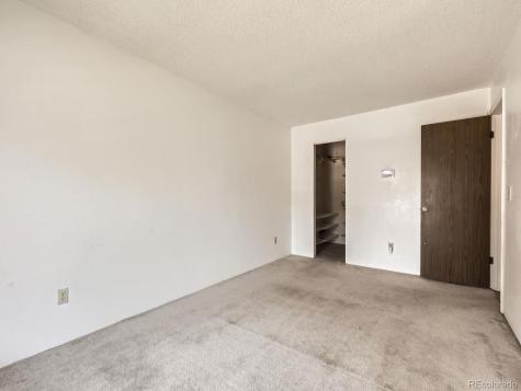 1956 Cathay Street Aurora CO 80011