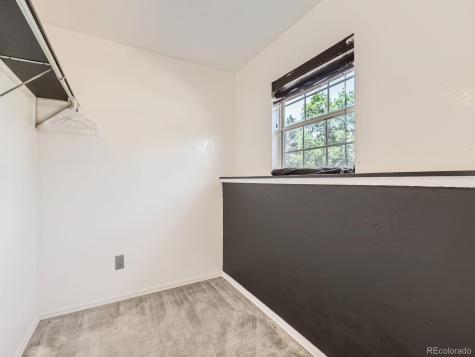 1956 Cathay Street Aurora CO 80011