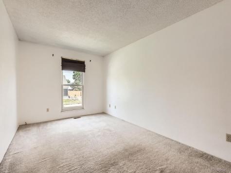 1956 Cathay Street Aurora CO 80011