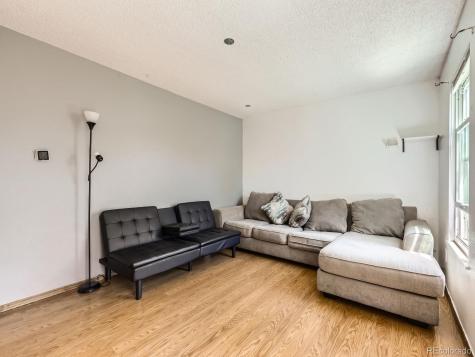 1956 Cathay Street Aurora CO 80011