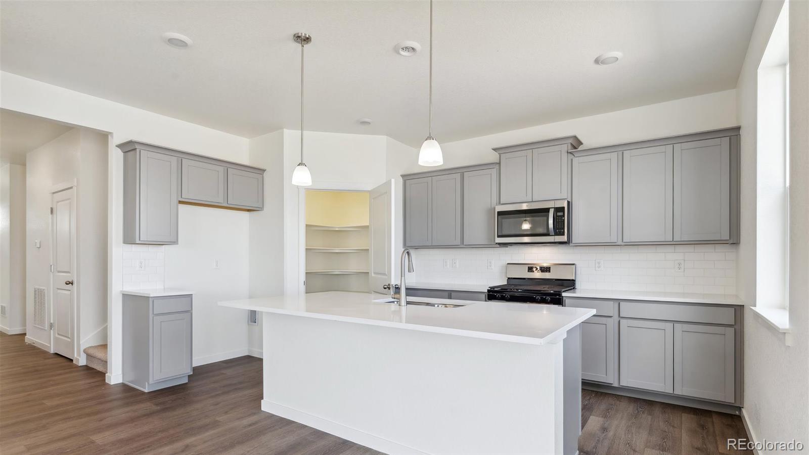 43128 Ganton Club Street Elizabeth CO 80107