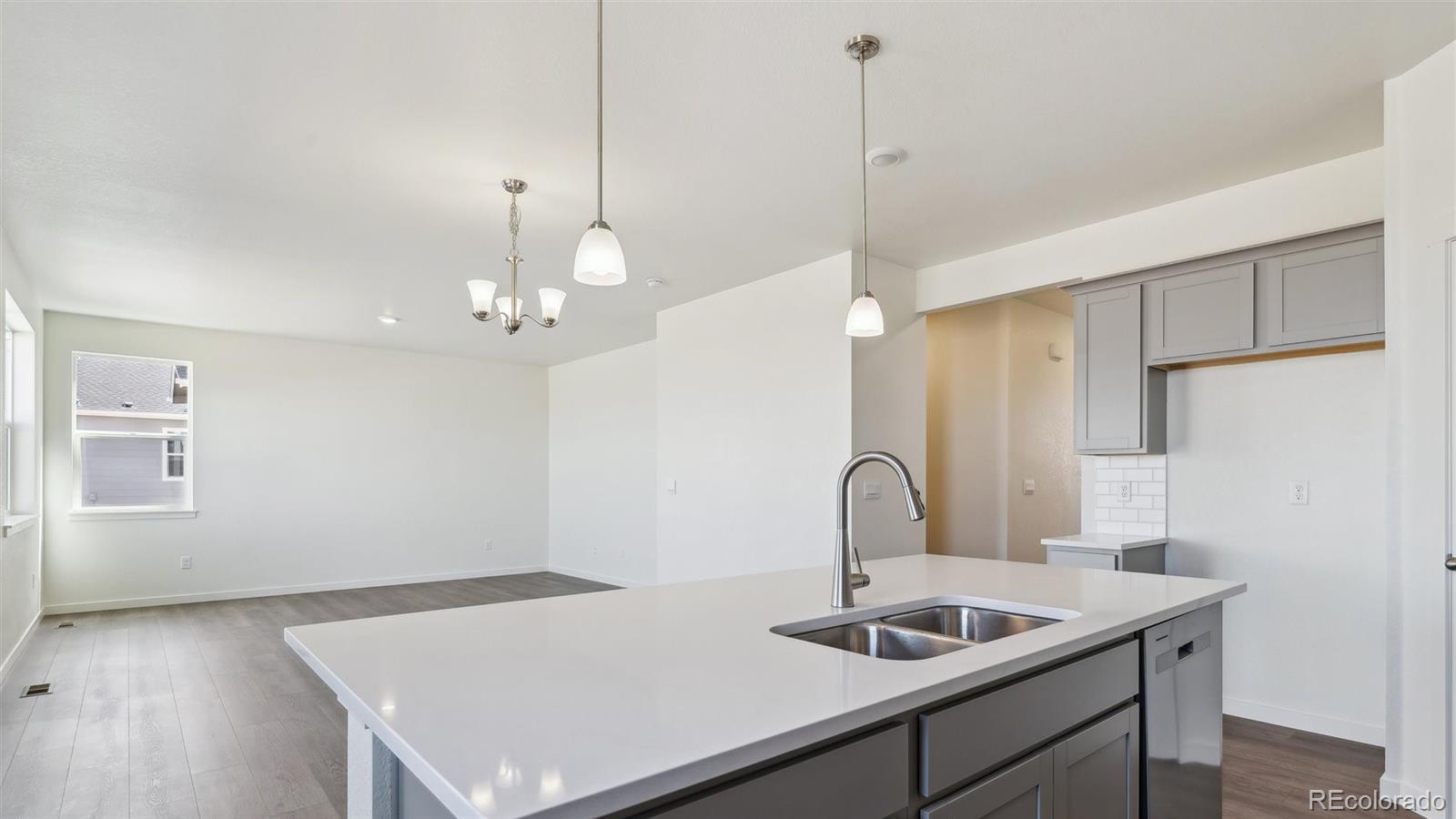43128 Ganton Club Street Elizabeth CO 80107