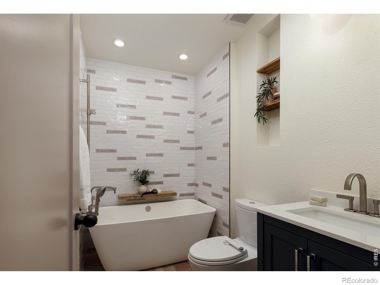 1893 Colard Lane Lyons CO 80540