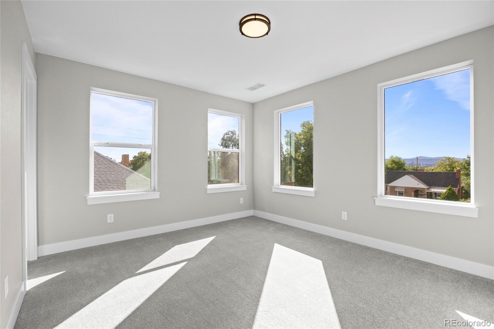 3420 N Steele Street Denver CO 80205