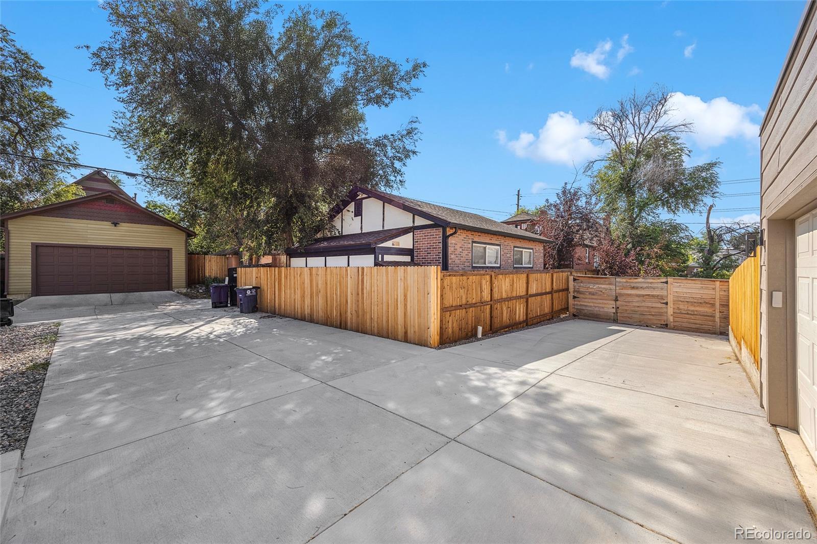 3420 N Steele Street Denver CO 80205